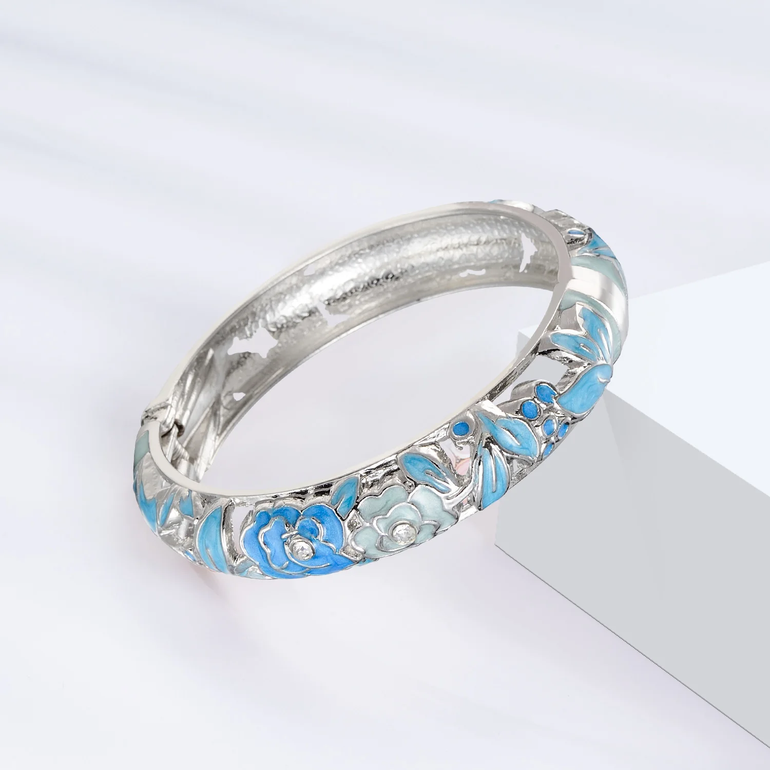 Floral Enamel Bracelets For Women Bangle On Hand Hawaiian Cloisonne India African Jewelry Women's Hand Bracelets Designer Gifts