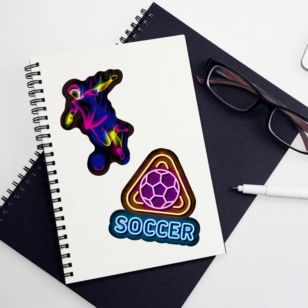 Рисунок 6 - неоновые футбольные спортивные