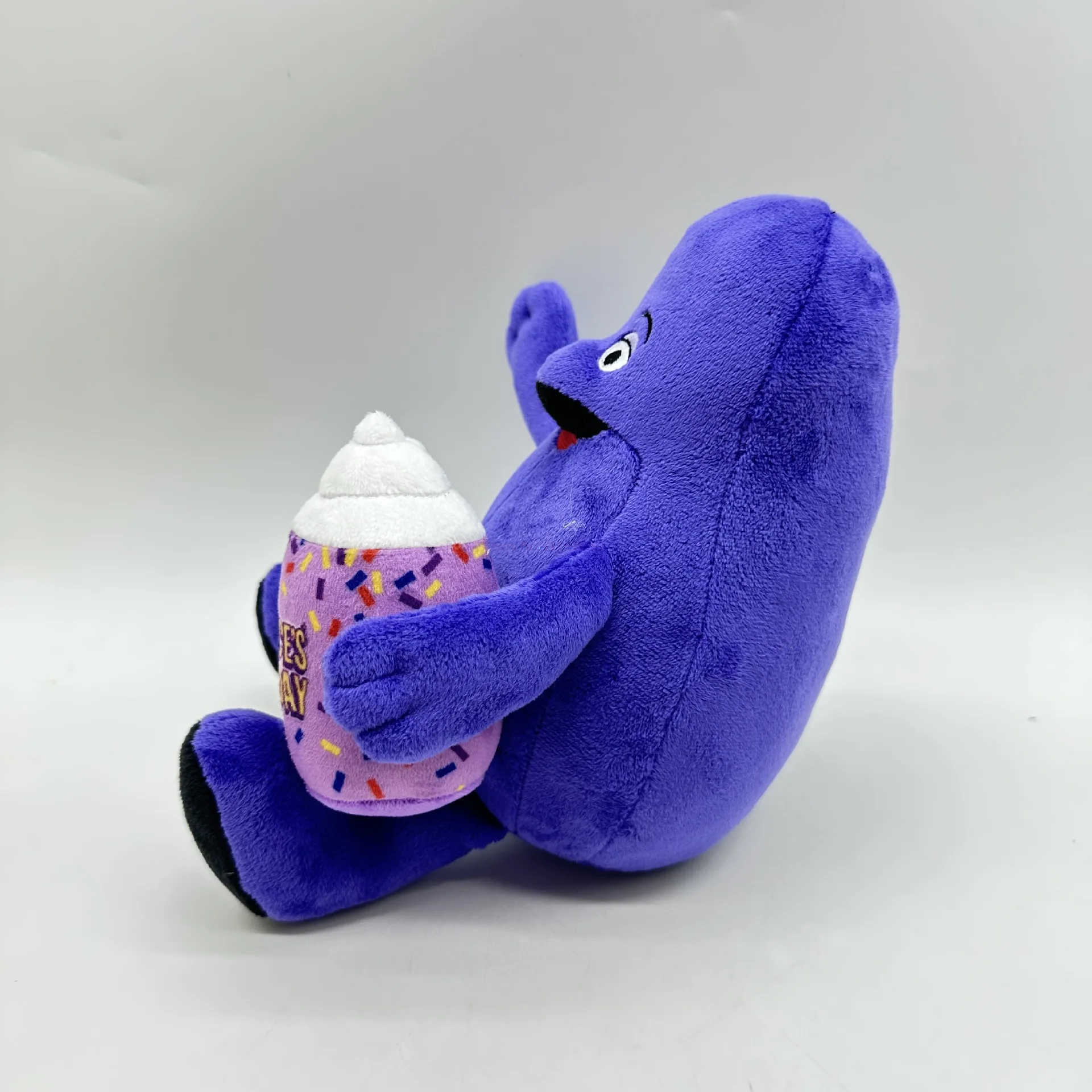 Grimac Shake Verjaardag Kleur Pop Grimac Knuffel Grimac Cup Pluche Gevuld Zacht Speelgoed Mascotte Kussen Cadeau Voor Kinderen Kinderen