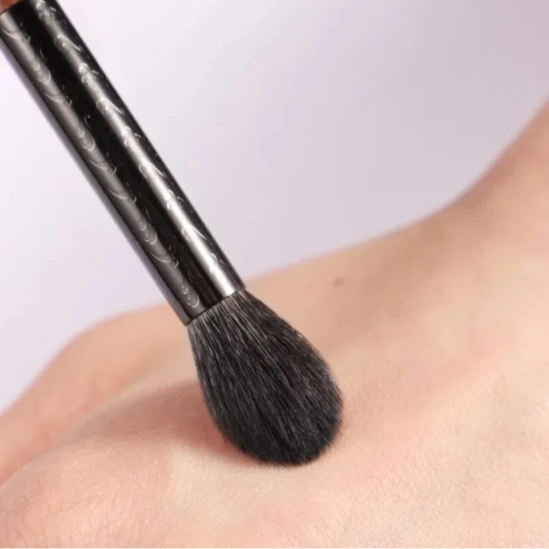 CHICHODO Professional animal hair makeup brush Eye shadow Blending brush Smudge brush Simple beauty tools - goat hair -E239