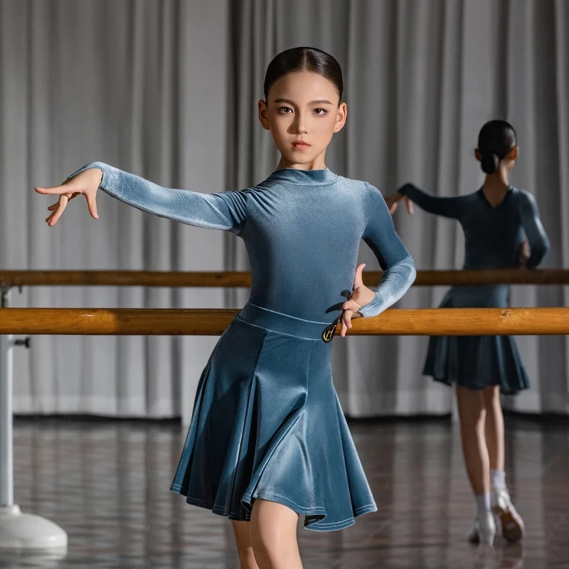 새로운 여자 벨벳 라틴 댄스 드레스 어린이 볼룸 댄스 대회 의상 어린이 살사 삼바 라틴 댄스 슈트 DQS20013