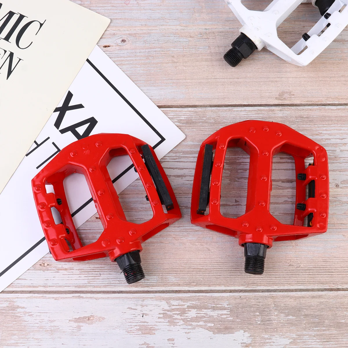 

1Pair Bike Pedal Aluminium Alloy Rolling Ball Durable Stable Bearing Design for Dirt Folding Bikes