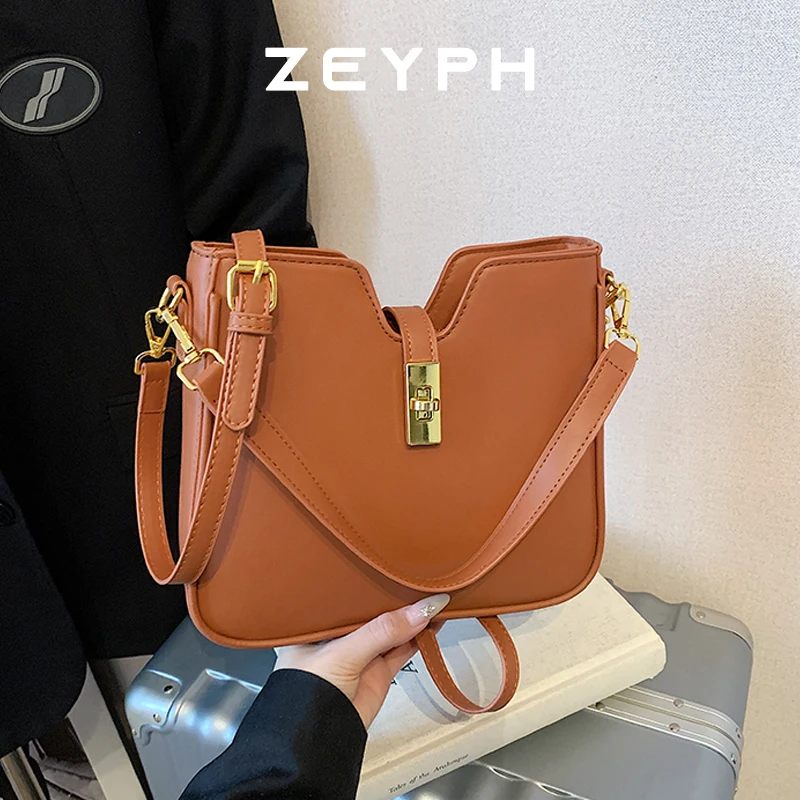 

Zeyph Simple Concealed Button Switch Model Women s Medium Small Square Bag Temperament Pu Material Crossbody Bag Shoulder Bag