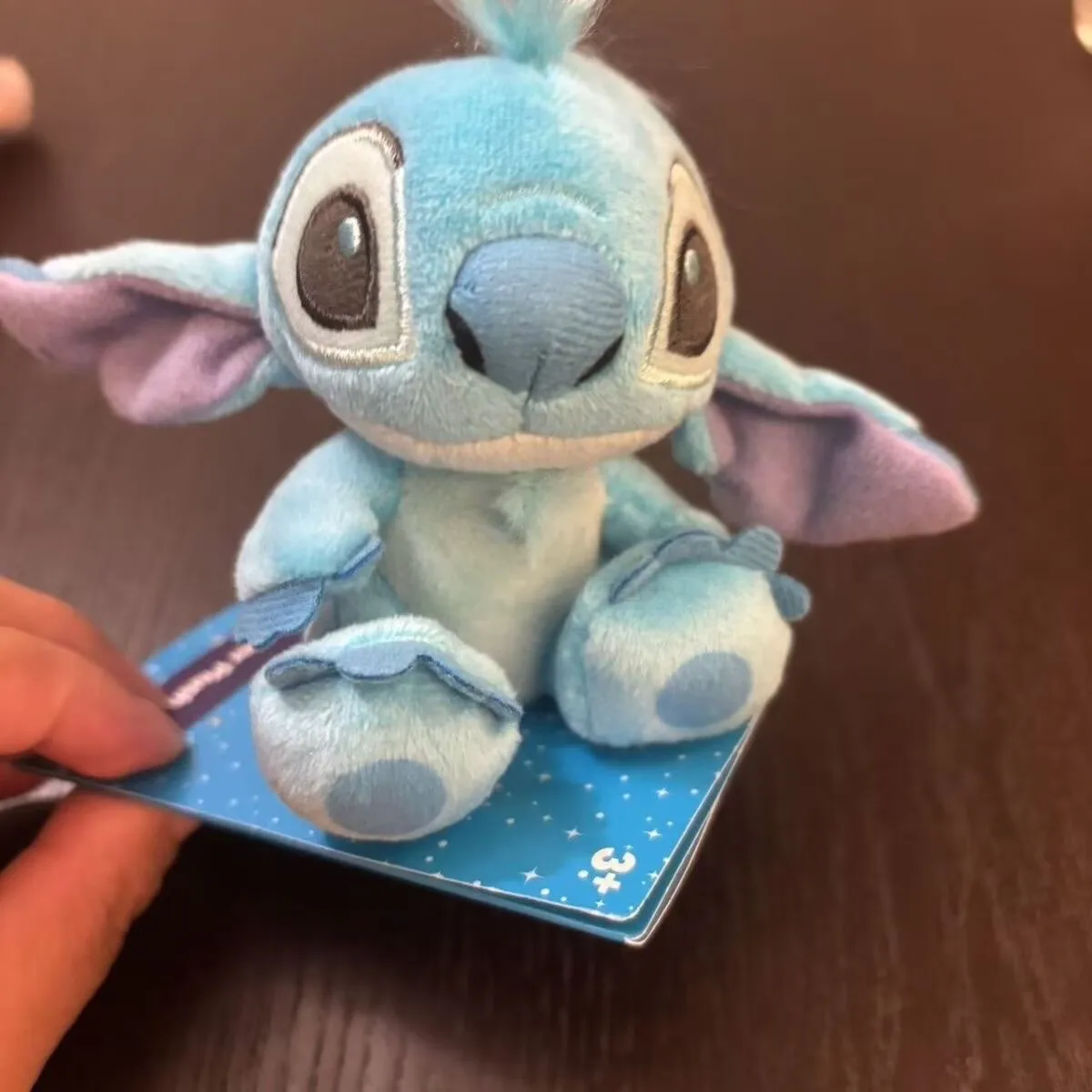 

Hong Kong Disney Stitch Shoulder Pal Magnet Plush toy 12cm