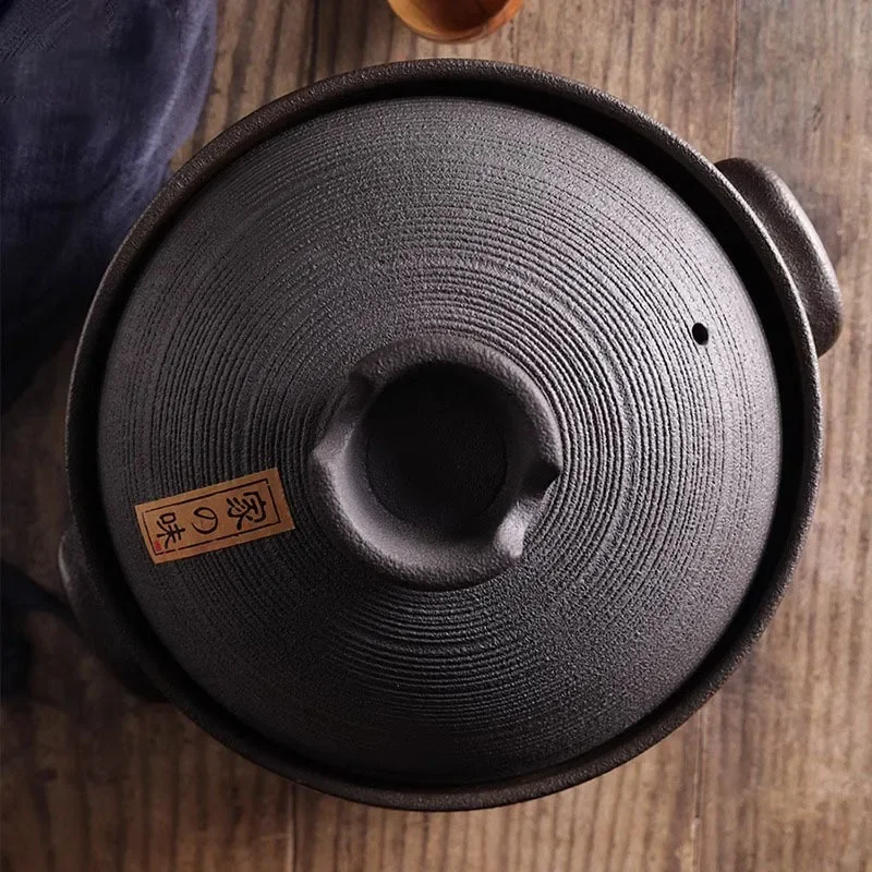 Household ceramic casserole, soup pot, heat-resistant dry burning without cracking