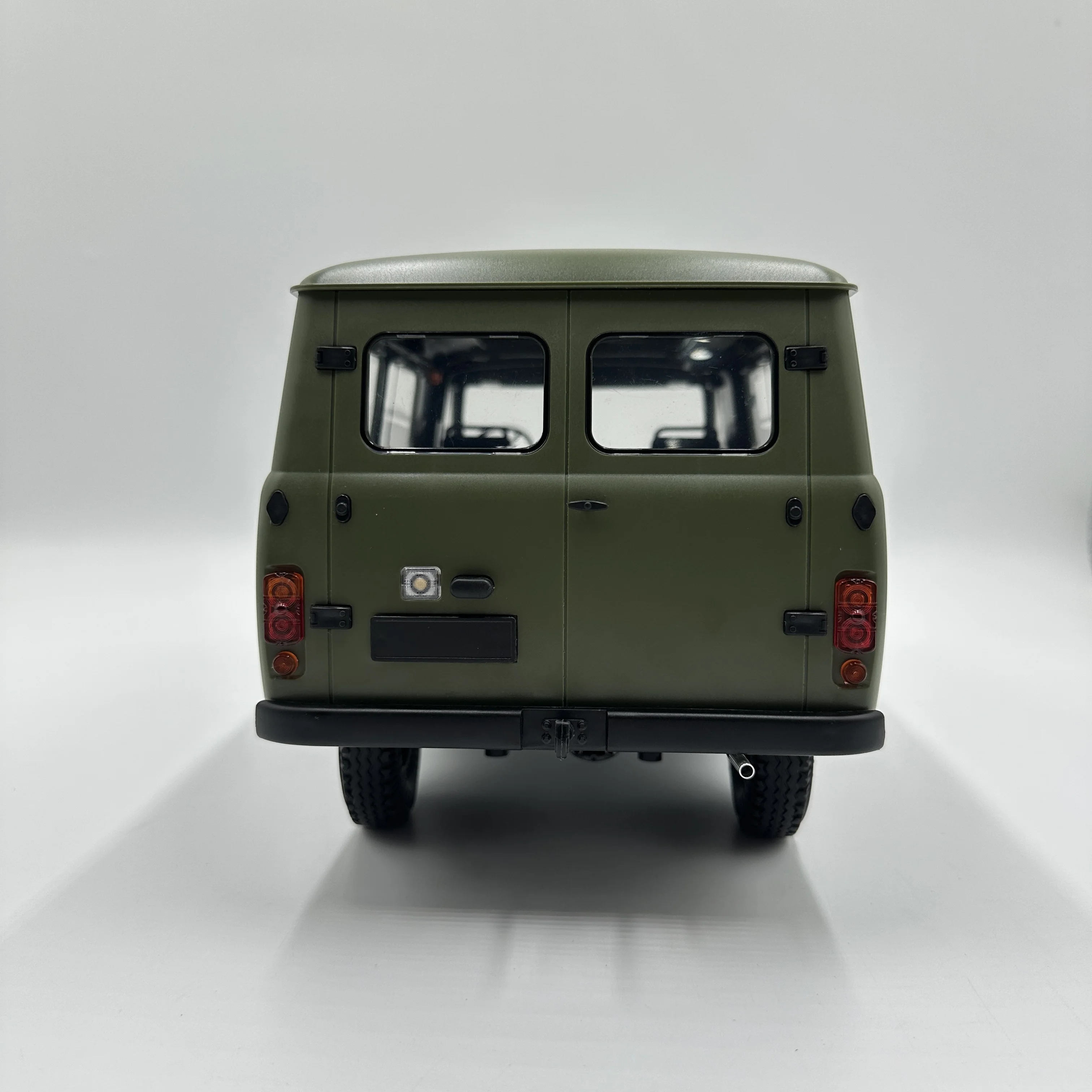 WPL YA3-452 Буханка UAZ-452 C-104 Remote Control Off Road Bread Van Small Leather Car 2.4G Full Scale 4WD Drive Truck Model Toy