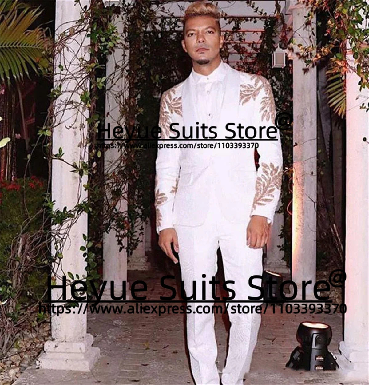 Luxuly White Crystal Decal Wedding Suits For Men Slim Fit Shawl Lapel Groom Tuxedos 2 Pcs Sets Elegant Male Blazers Ropa Hombre