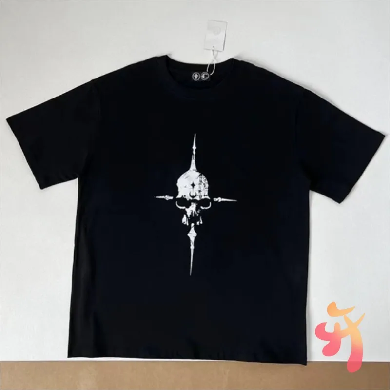 24ss Hiphop Street Retro Thug Club Tshirts Cotton Skull Print Black White Couple Short Sleeve Tops Loose Men WomenT-shirt