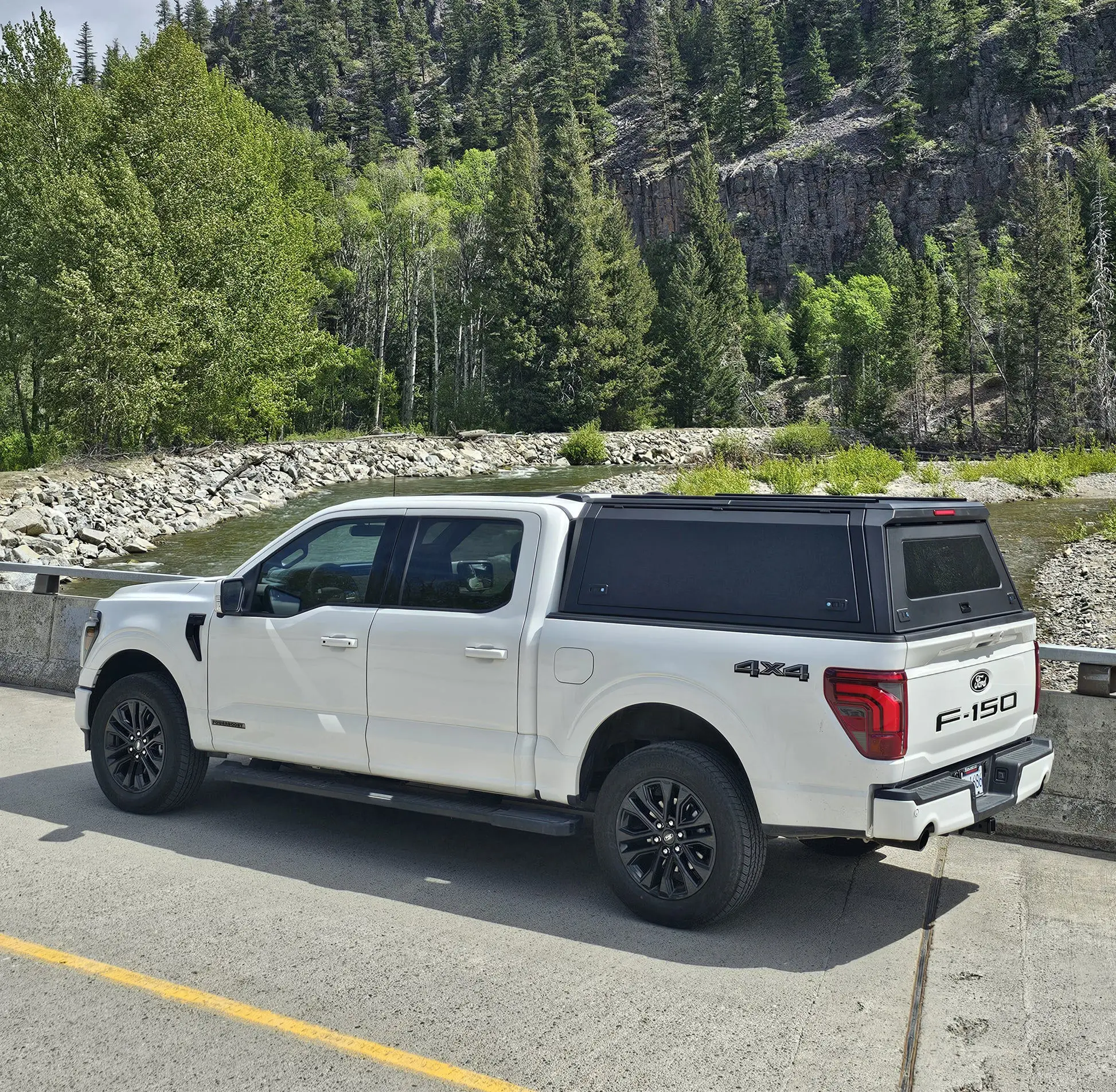 

Aluminum Tonneau Cover for Ford F150 2021+ Dodge Ram 1500 2019+, Waterproof Hard Quad-Fold Truck Bed Cover, No-Drill 5.5ft
