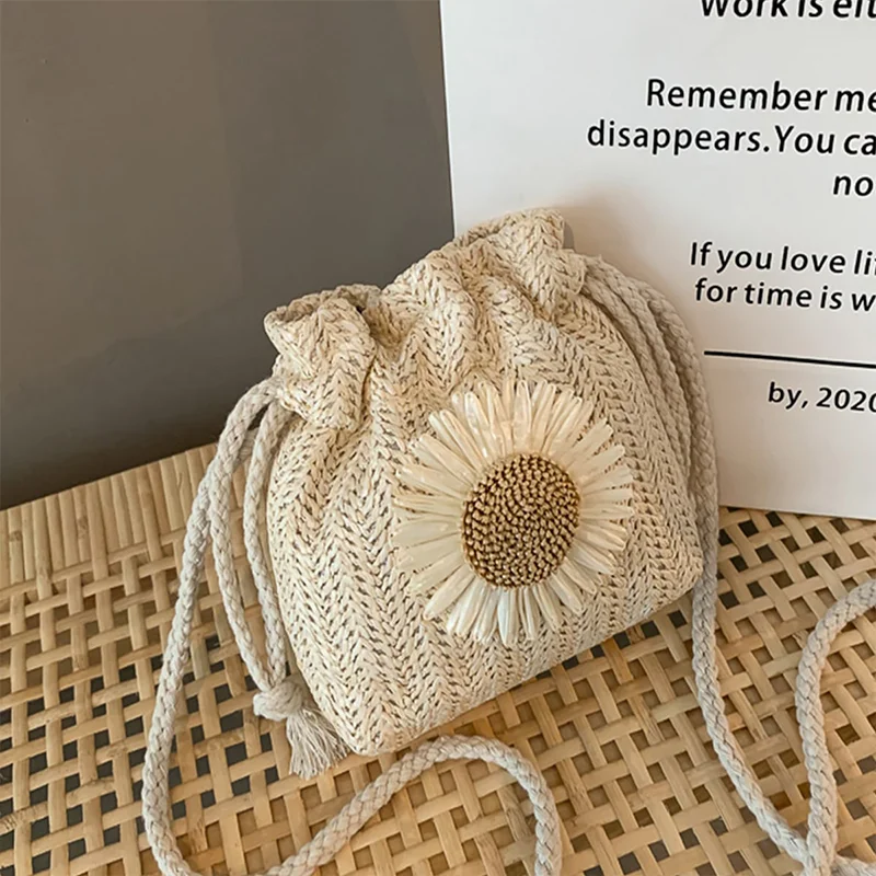 Summer New Fashion Straw Strap Mouth Women's Woven Bag Single Shoulder Bag Crossbody Bag for Travel and Amusement