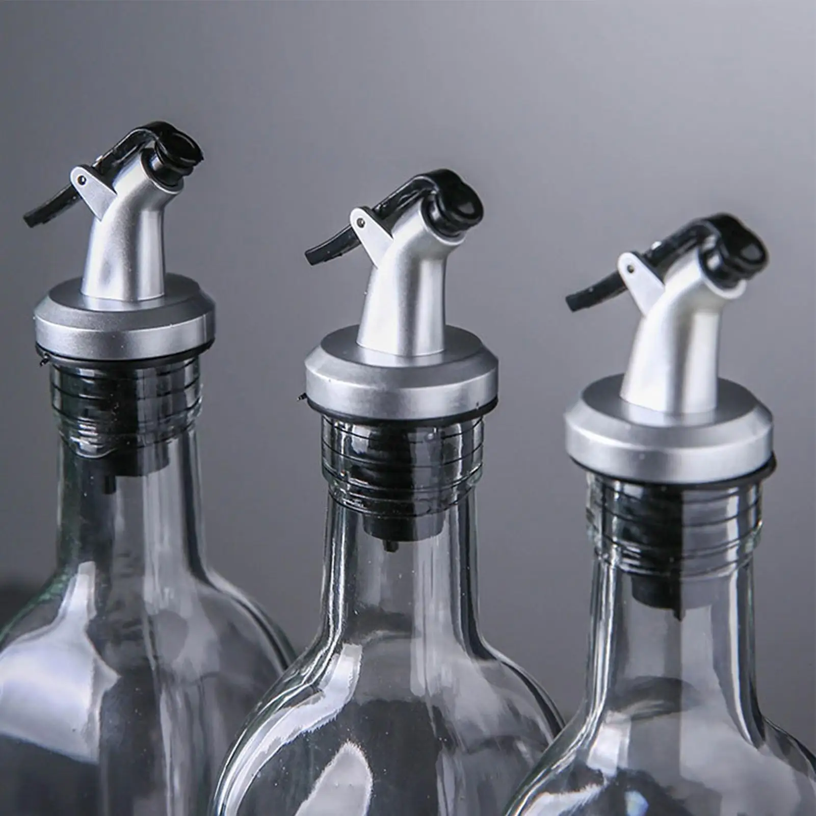 1pc Oil and Vinegar Cruet Dispenser Wine Pourers with Drip-free Spouts Stainless Steel Oil-Dispenser for Oil Wine For Kitchen