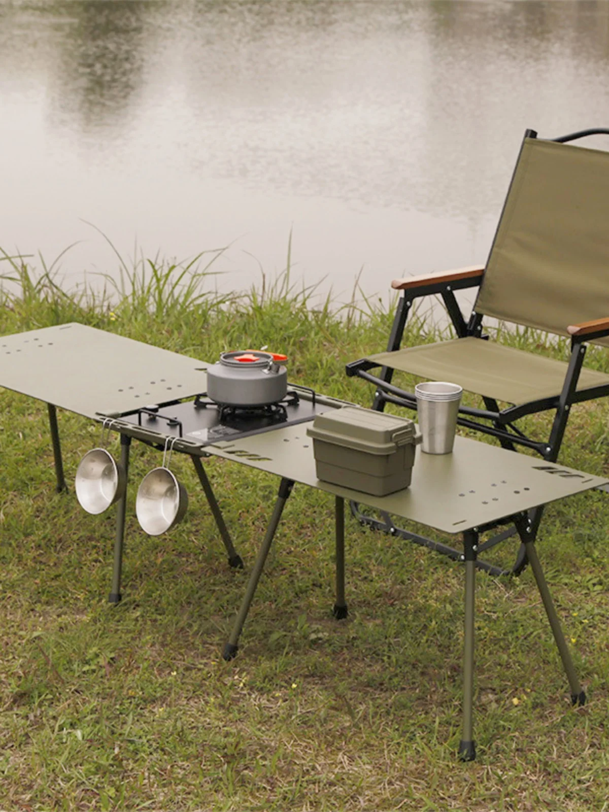 Outdoor tactical  BC aluminum alloy lightweight folding  camping IGT simple portable table