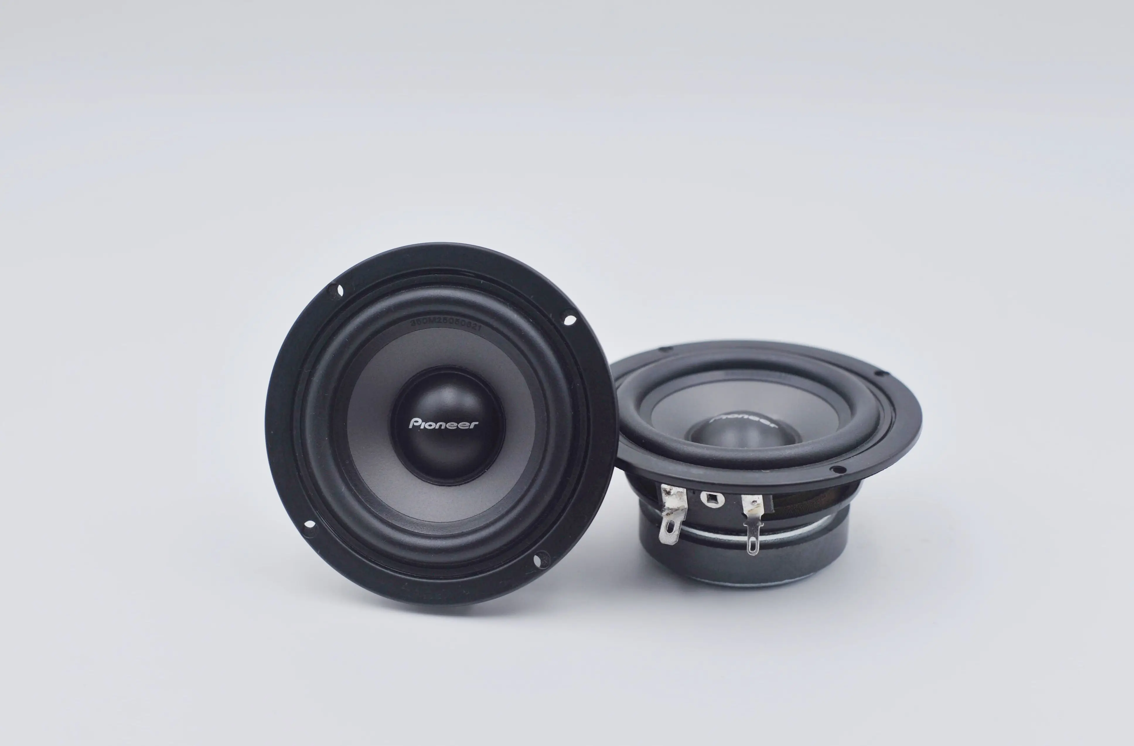 2PCS  Car Audio 3.5-Inch Mezzo Speaker Original Car Main Engine Directly Push Hi-Fi Audio Dashboard Base