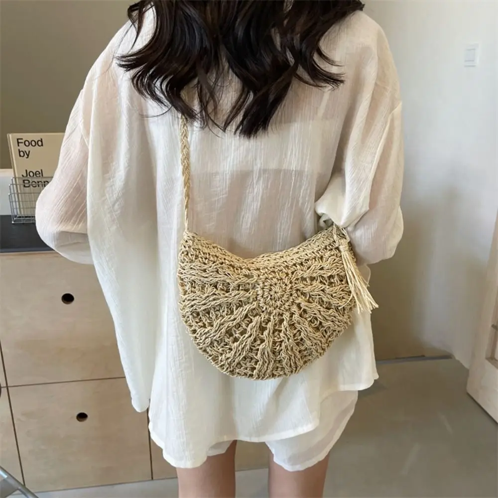 

Trendy Half-round Straw Weave Bag Handmade Hollow Woven Shoulder Bag Tassel Boho Women's Crossbody Bag Vacation