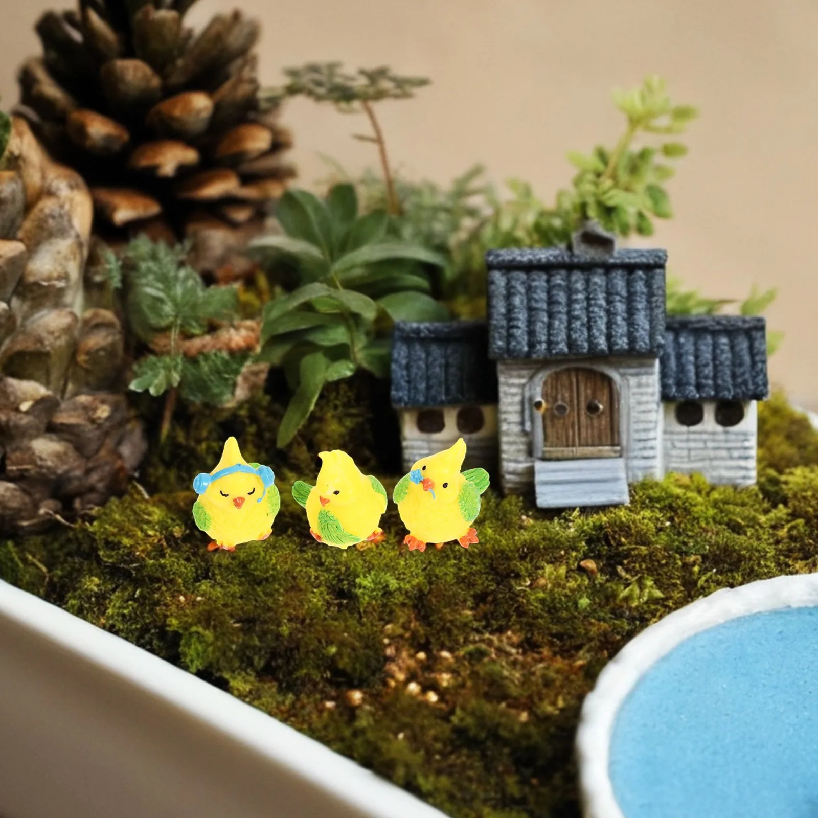 3Pcs Mini Resin Parrot Micro Landscape Birds Ornament Set for Desktop Garden Office Home Decor Charming Whimsical Tropical Bird