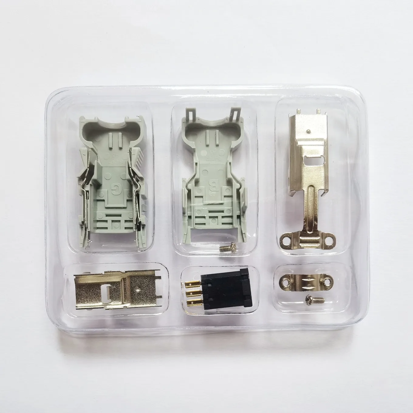 

Original new 100% SM-6P servo plug 6-core plug JZSP-CMP9-1-E encoder connector 55100-0670