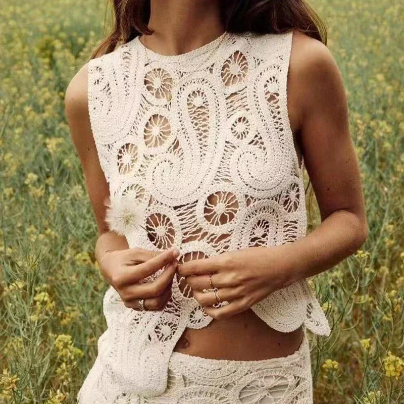 Asymetryczny szydełkowy top Paisley Koronkowa bluzka bez rękawów z otwartą dzianiną Elegancka biała kamizelka Letni strój wakacyjny Boho