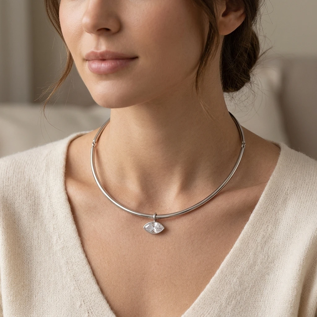 Miia Jewelry 18K Gold Edelstahl Choker Halskette Geometrischer Mehrform-Kristallanhänger Halskette für Frauen – Detail 16