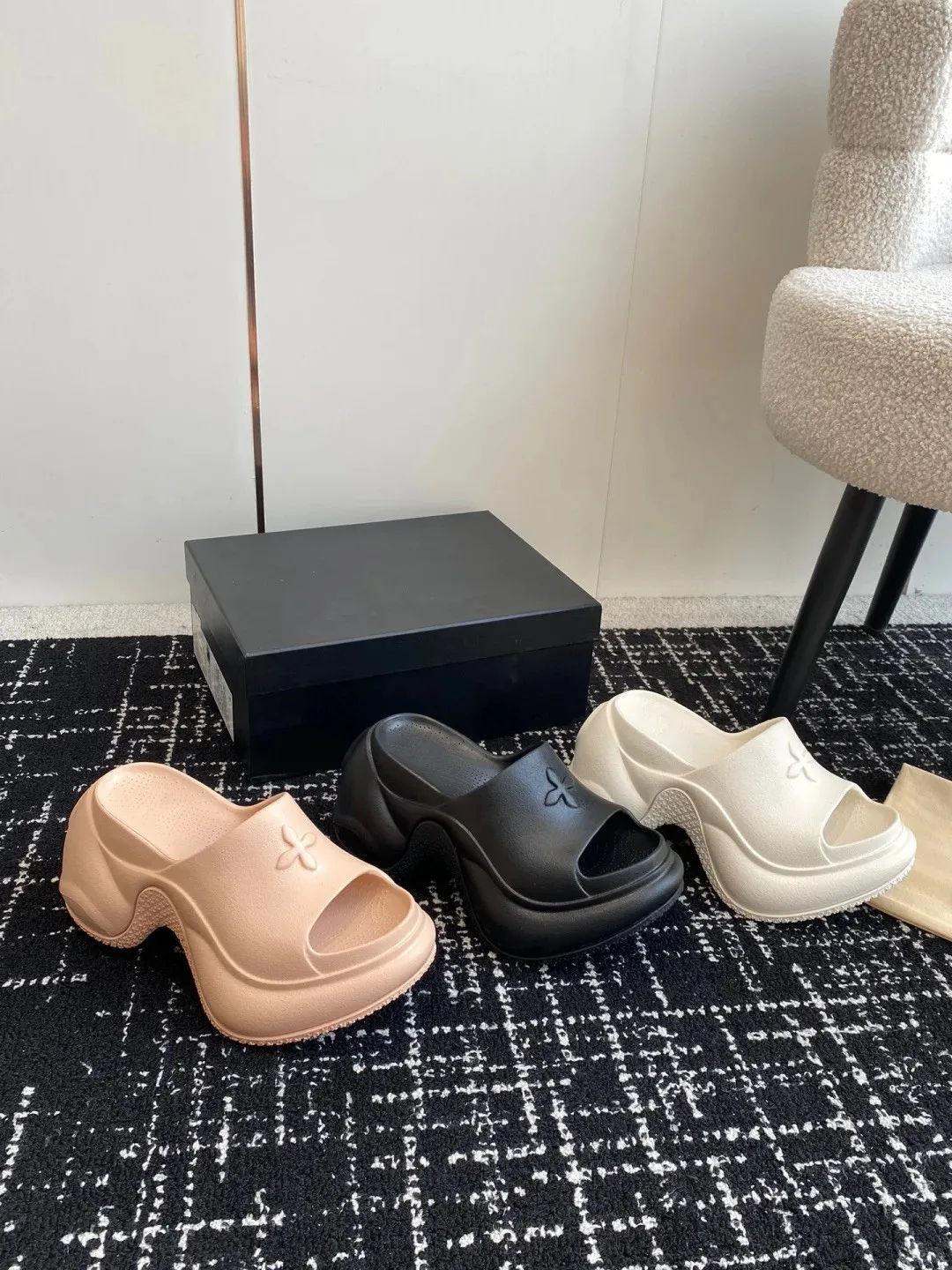 xuan-women's-slippers-high-heel-thick-bottom-increased-cross-carving-outdoor-anti-slip-one-word-sandals-summer-casual-styl