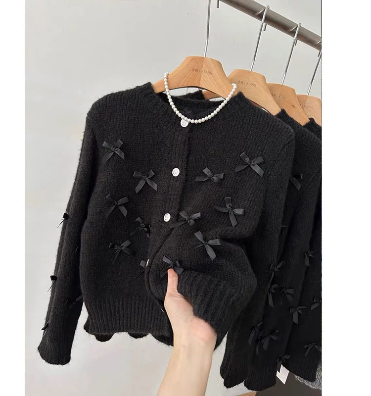 2024 Autumn Winter New Style Bow Decor Knitted Sweater Cardigan Heavy Industry Short Design Sense Single Breasted Sweater Top