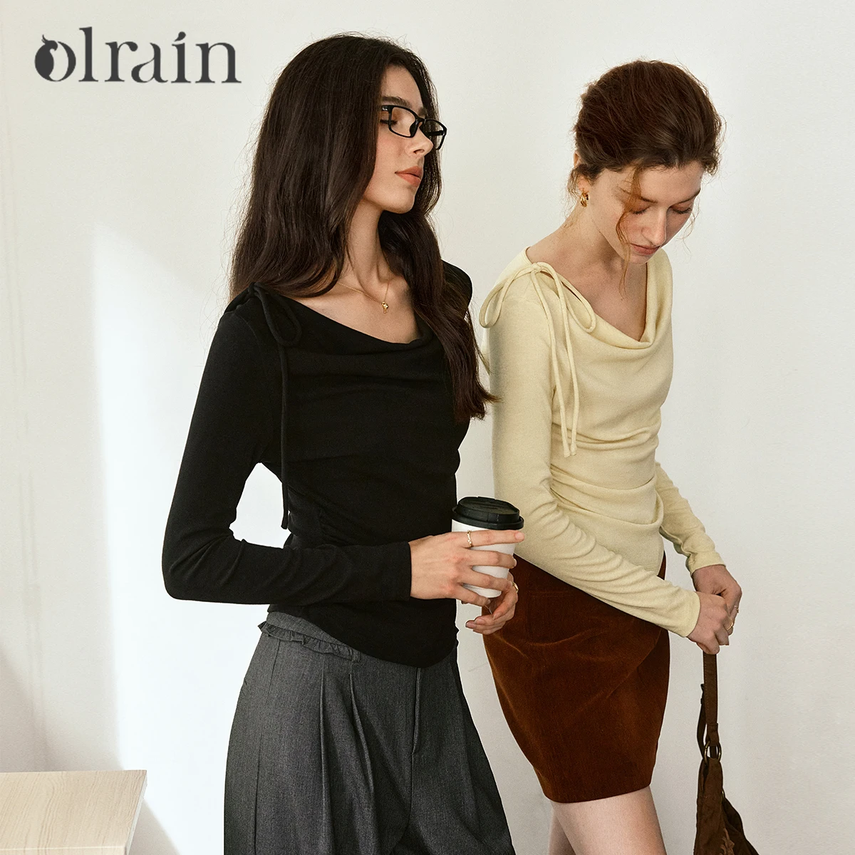 

OLrain French Woman T-Shirts 2025 Autumn Prairie Chic Long Sleeve Tops Asymmetrical shoulder Slim Knit Tees O57QT000225
