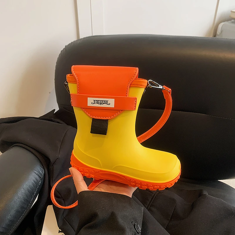

Personalized Color Blocking Popular Boots Crossbody Bag Fashionable Women's Crossbody Bag 2026 New Women's Bag