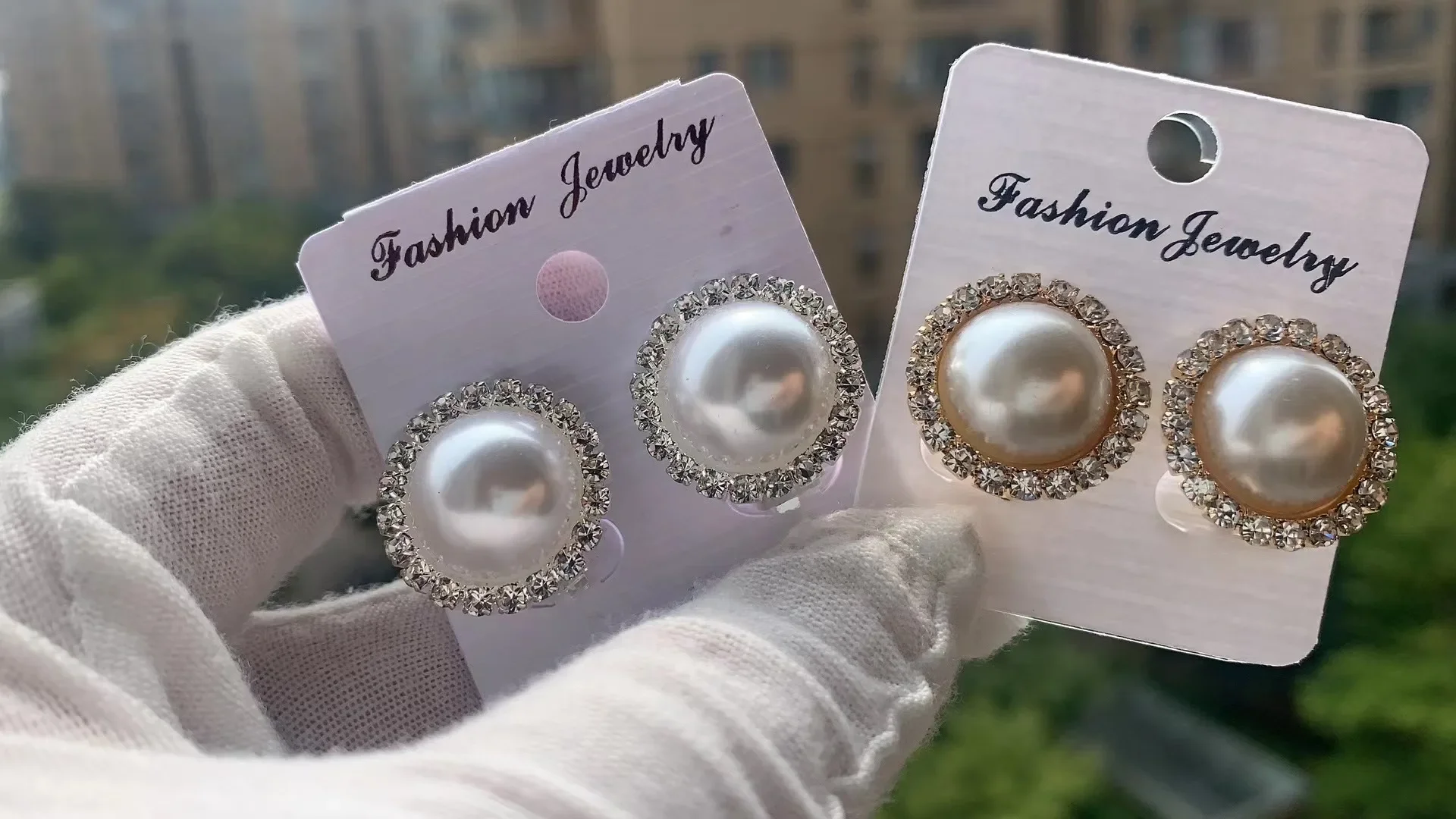 

WENHQ Fashion Rhinestone Opal Pearl Clip on Earrings for Women Cuff Earrings Charm Ear Clip citttt Fake Earrings for Women