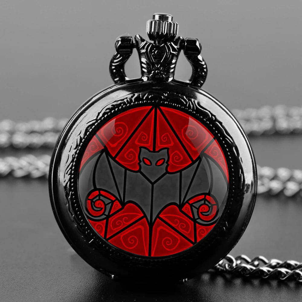 Orologio da tasca al quarzo nero con cupola in vetro a pipistrello con quadrante con numeri arabi e catena resistente, regalo retrò per uomini e donne