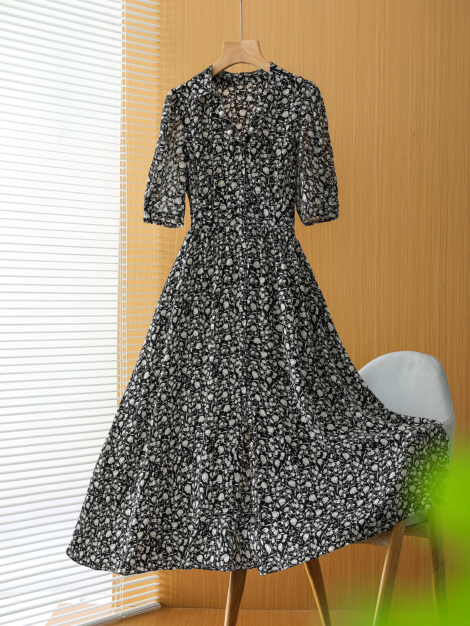

New Silk Double Crepe Nail Bead Broken Flower Waist Slimming Long Dress LY9054