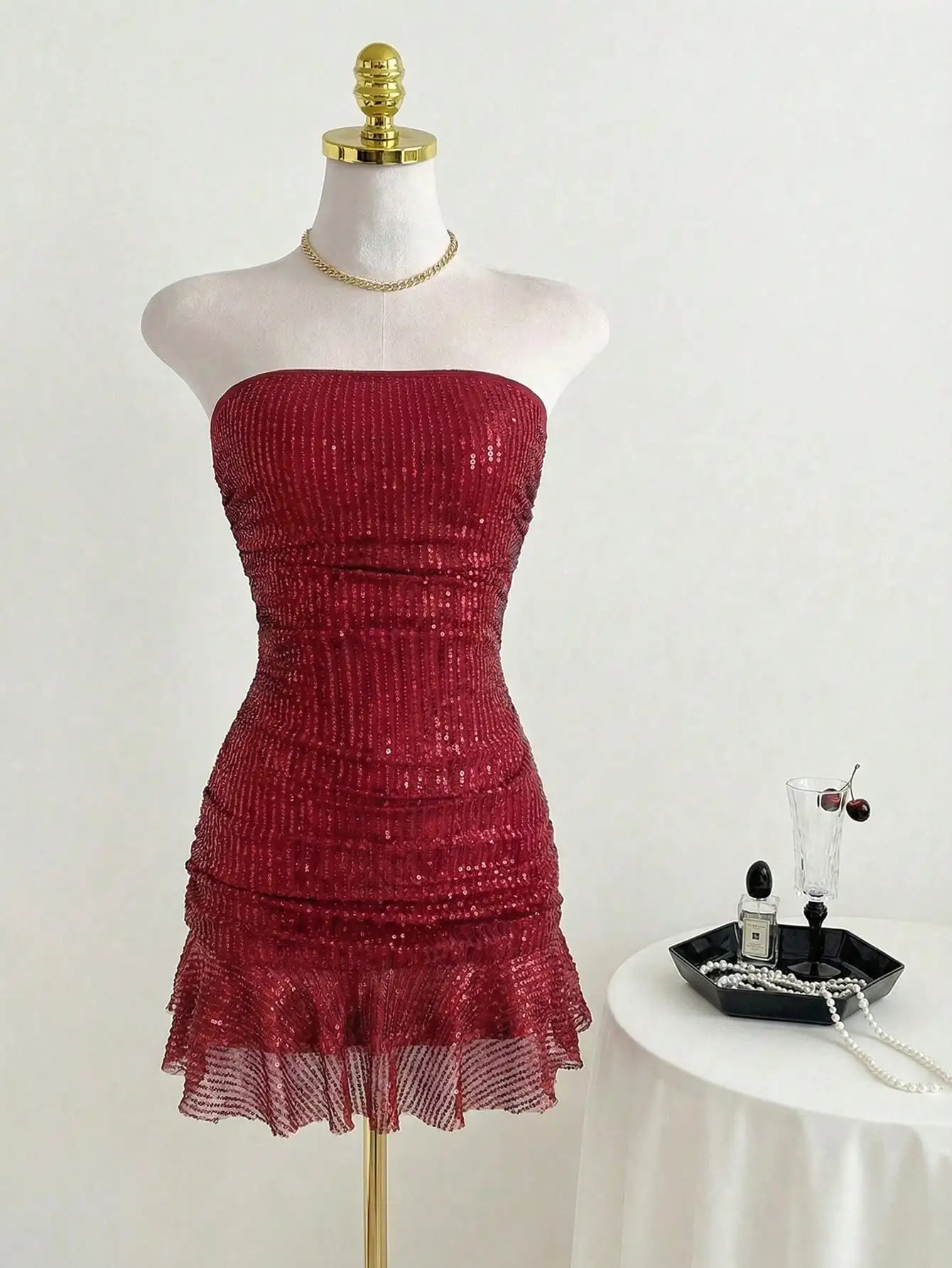 

Red Sequin Strapless Mini Dress With Ruffle Hem For Party