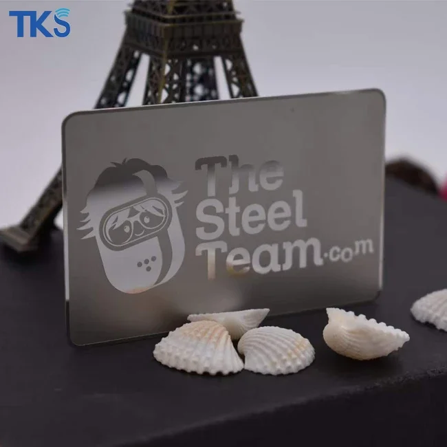 

Персонализированная лазерная гравировка, роскошный металлический материал премиум-класса, кредитная дебетовая карта