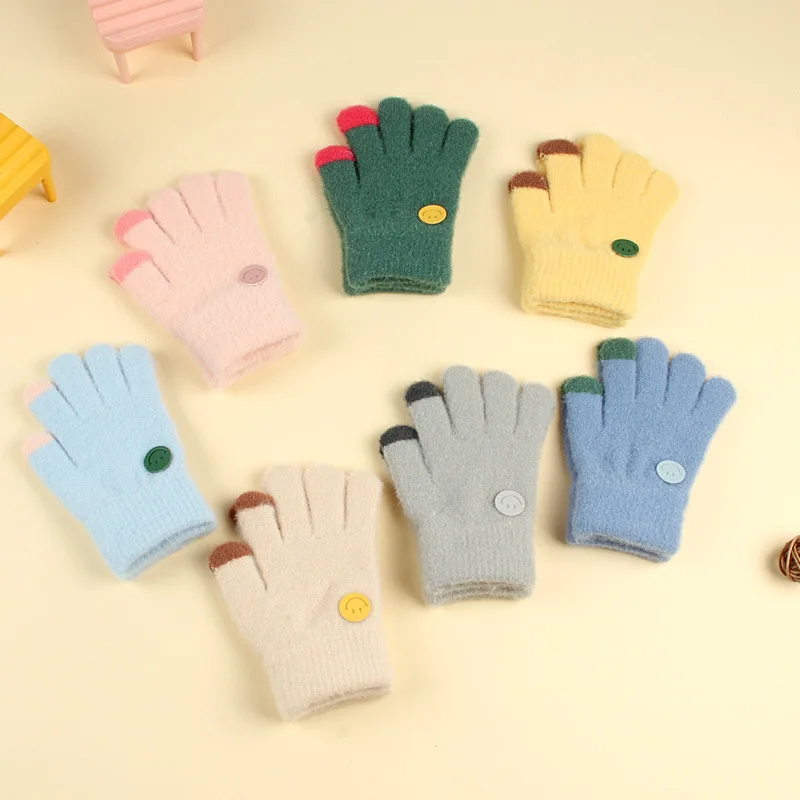 Guantes cortos de lana Coral para niños, manoplas gruesas de felpa con dedos completos, calentador de manos para otoño de 1 a 8 años, invierno