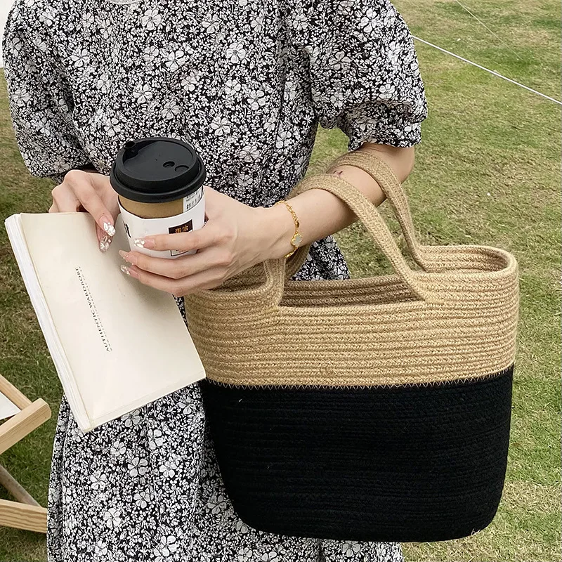 

2022 New Summer Patchwork Woven Bag Tote Women Large Capacity Cotton Thread Handbag Bag Trendy Fashion Vintage Leisure Style