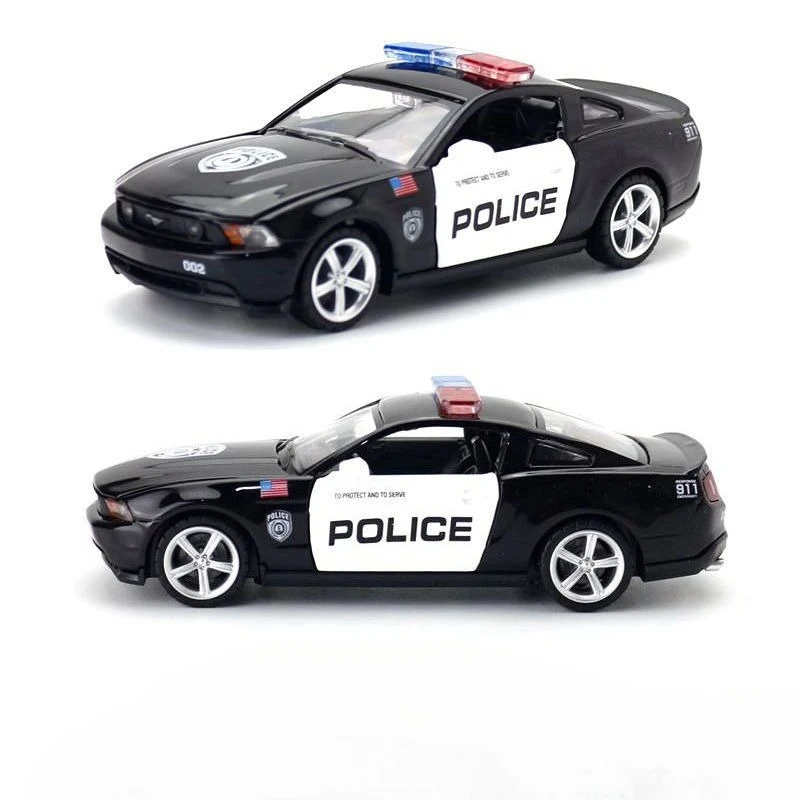 시뮬레이션 1:32 스케일 포드 머스탱 GT 경찰차 합금 모델 사운드 및 라이트 풀백 다이캐스트 장난감 자동차 어린이 소년 선물