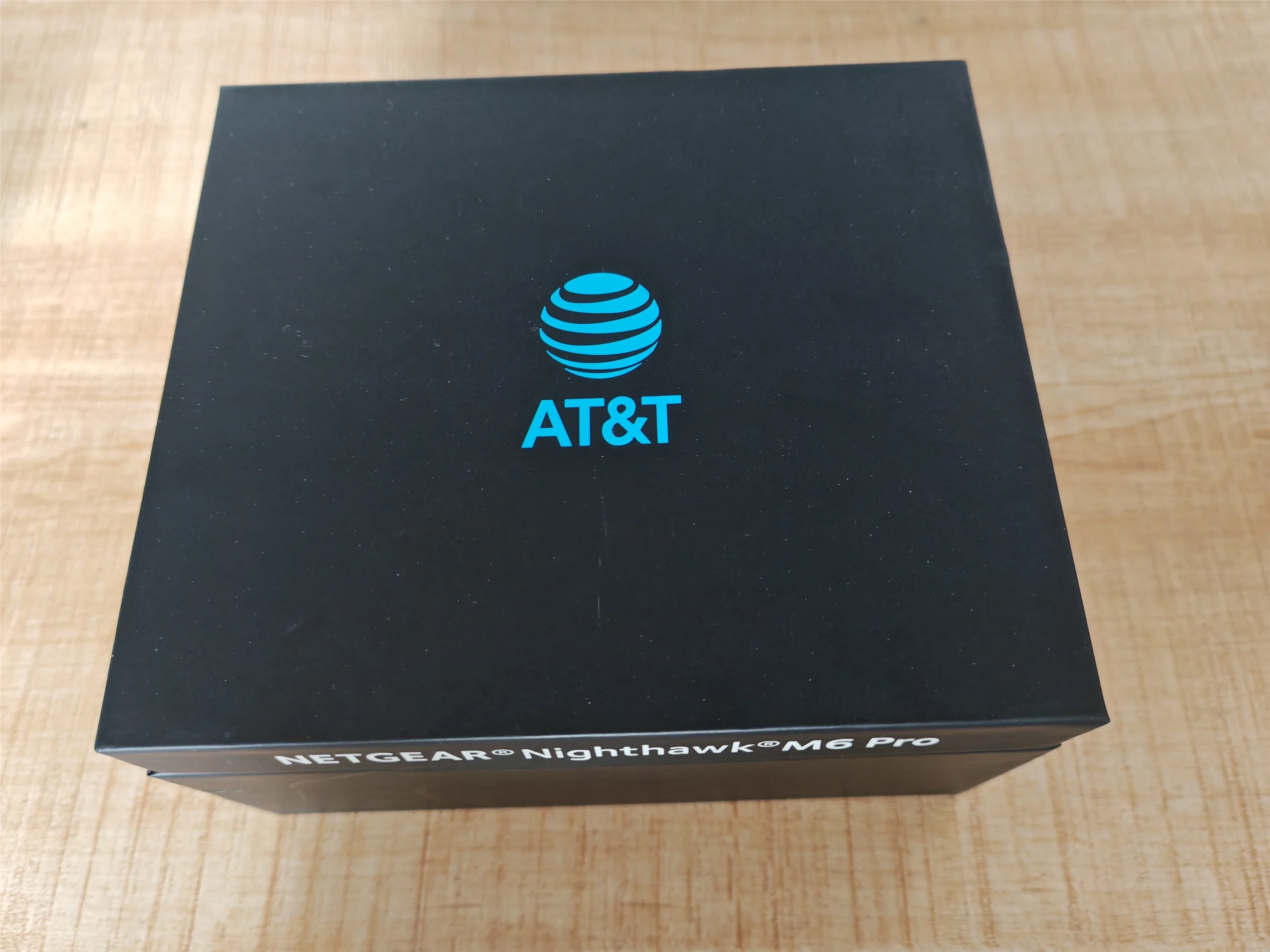 Netgear Nighthawk M6 Pro MR6500 WLAN-Router, kabellose Modems, globale 5G MmWave und Sub-6 WiFi, mobile Hotspot-Router, 3,6 Gbit/s, SDX65