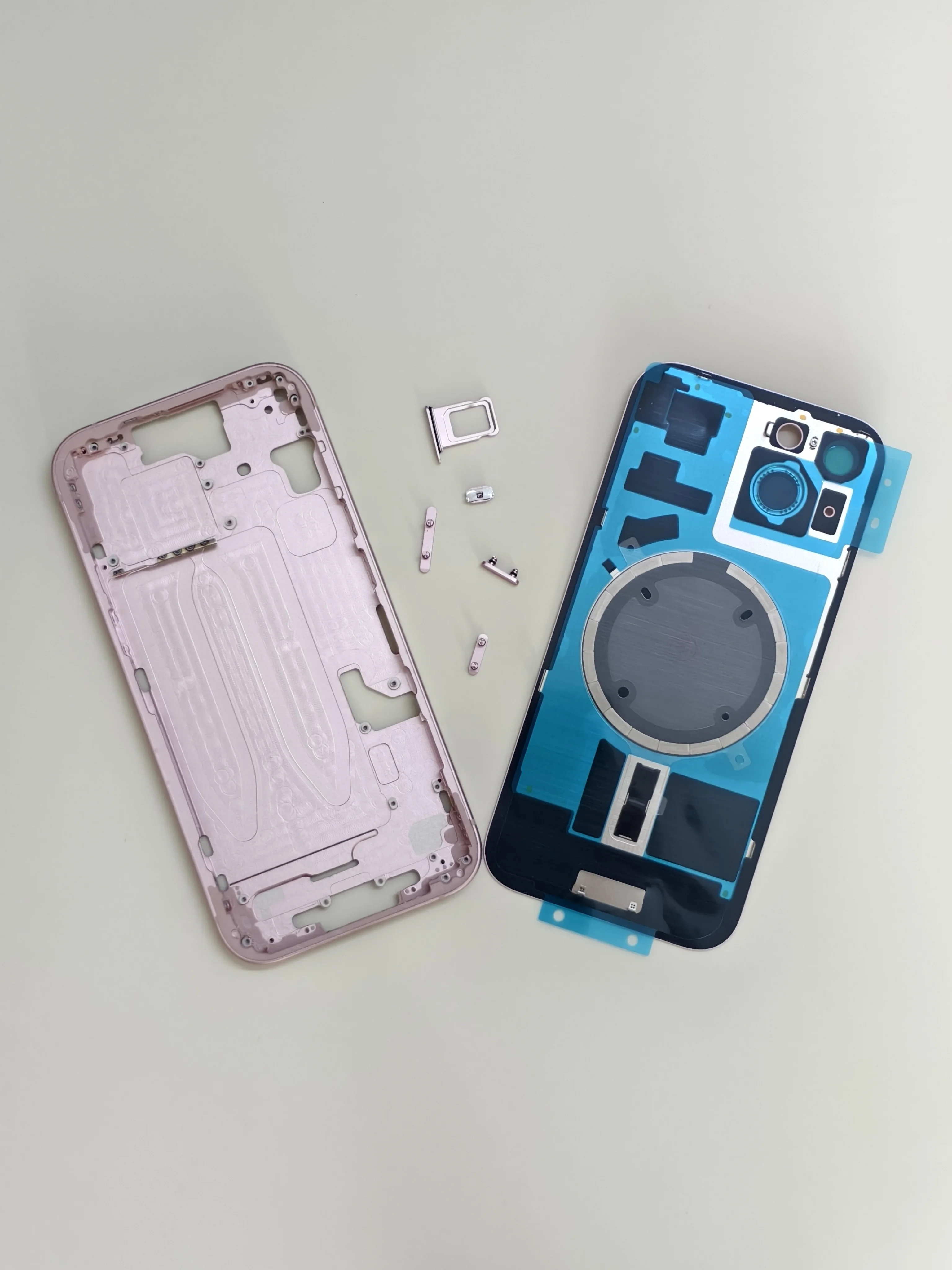 بطارية OEM الإسكان الخلفي آيفون 15 الإسكان الغطاء الخلفي + إطار الهيكل الأوسط + صينية SIM + الجانب مفتاح الإطار الأوسط آيفون 15 #2