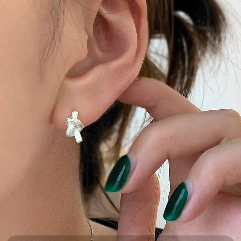 

925 Sterling Silver Korean Version Geometric Knot Wave Line Stud Earring for Women Fine Jewelry High Luxury Vintage Accessories