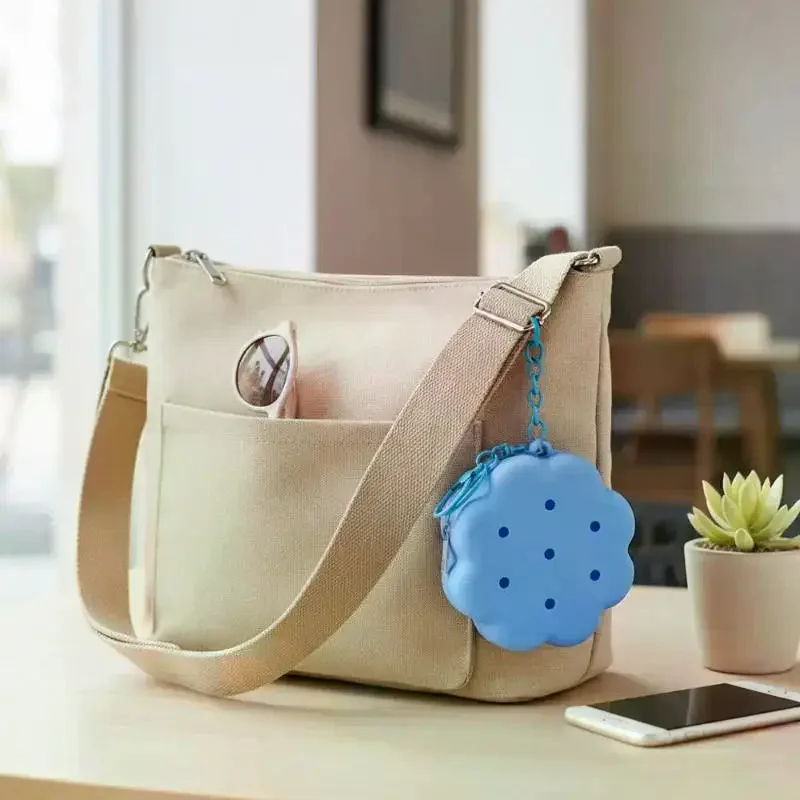 Mini Wallet Cloud Flower Silicone Wallet Zipper Closure Mini Size Card Holder Soft Silicone Cute Holes Money Bag Women Use