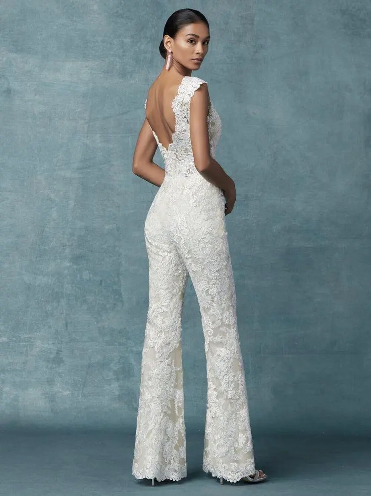 CloverBridal Sleeveless Lace Wedding Bridal Pant Suit Floor Length African Party Jumpsuit with Detachable Tulle Train WW8273