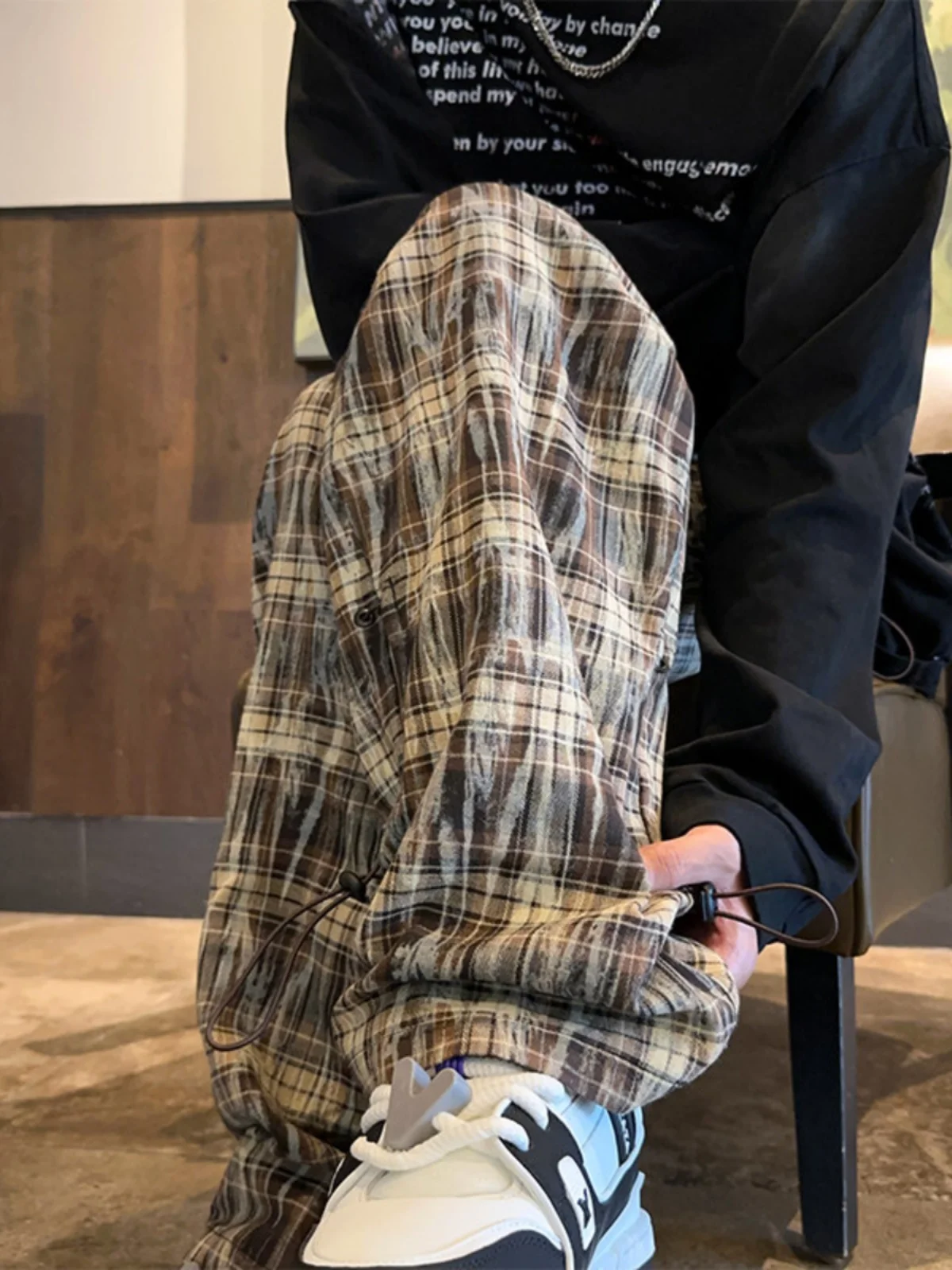 กางเกงขายาวลายสก็อตทรงตรงเอวสูงสำหรับผู้ชายรูปร่างสูง ดีไซน์ทันสมัย สไตล์ลำลอง เหมาะสำหรับฤดูใบไม้ผลิและฤดูใบไม้ร่วง