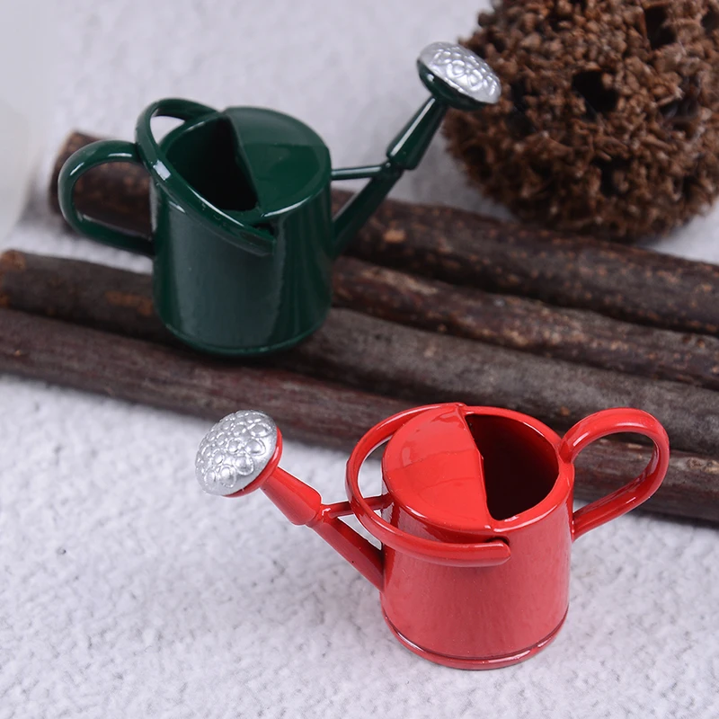 Mini regadera de Metal para jardín, decoración en miniatura para niños, muñecas, accesorios, casa de muñecas, muebles en miniatura, nuevo, 1/12
