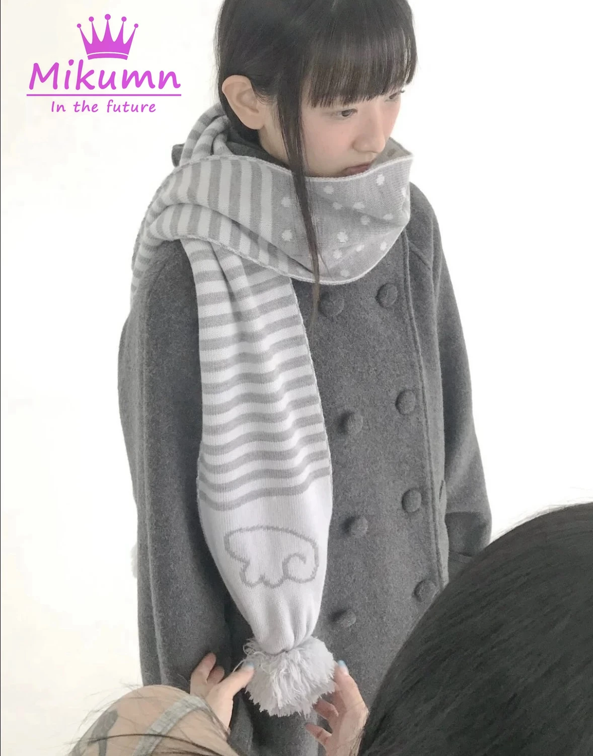 

Mikumn Harajuku Y2k Angel Wings Fur Ball Вязаный шарф Женский зимний корейский стиль Полосатые теплые шарфы в горошек Шикарная уличная одежда