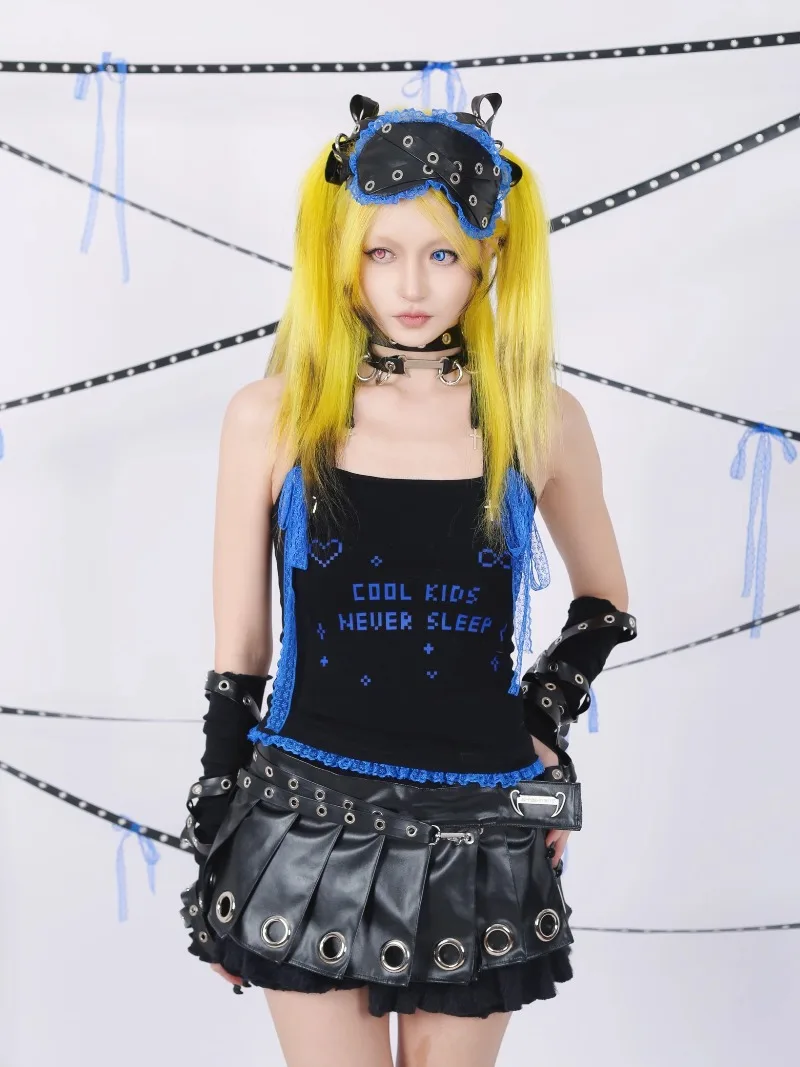 สไตล์ญี่ปุ่นต่ําเอว Layered จีบ Perforated อเนกประสงค์กระโปรงสั้นพิเศษการออกแบบที่ไม่ซ้ํากันกระโปรงหนังสีชมพูสีดํา 2 สี