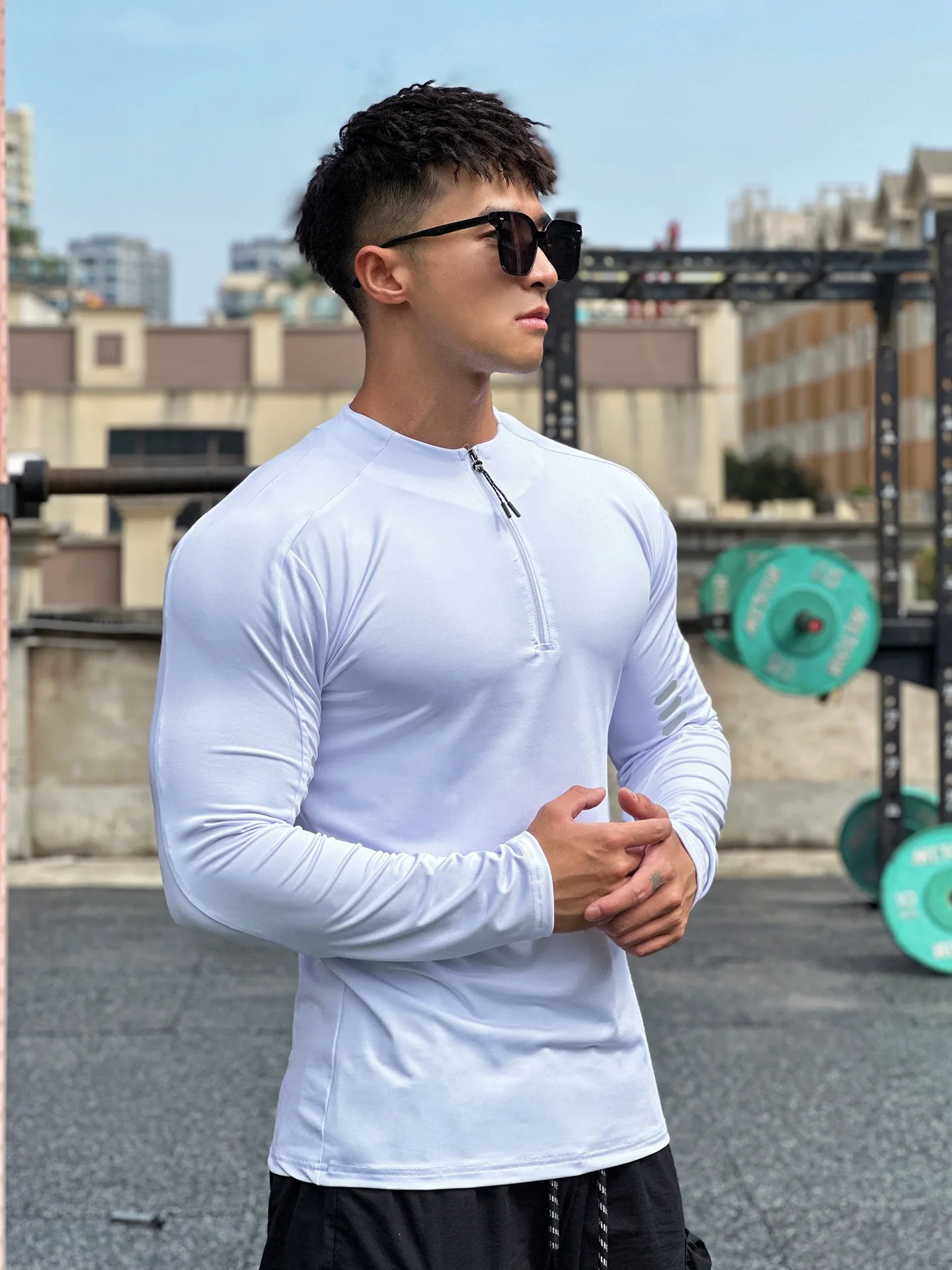 Autumn new men\'s stand collar elastic riding clothes sun protection long sleeve fitness clothes sports running zipper top