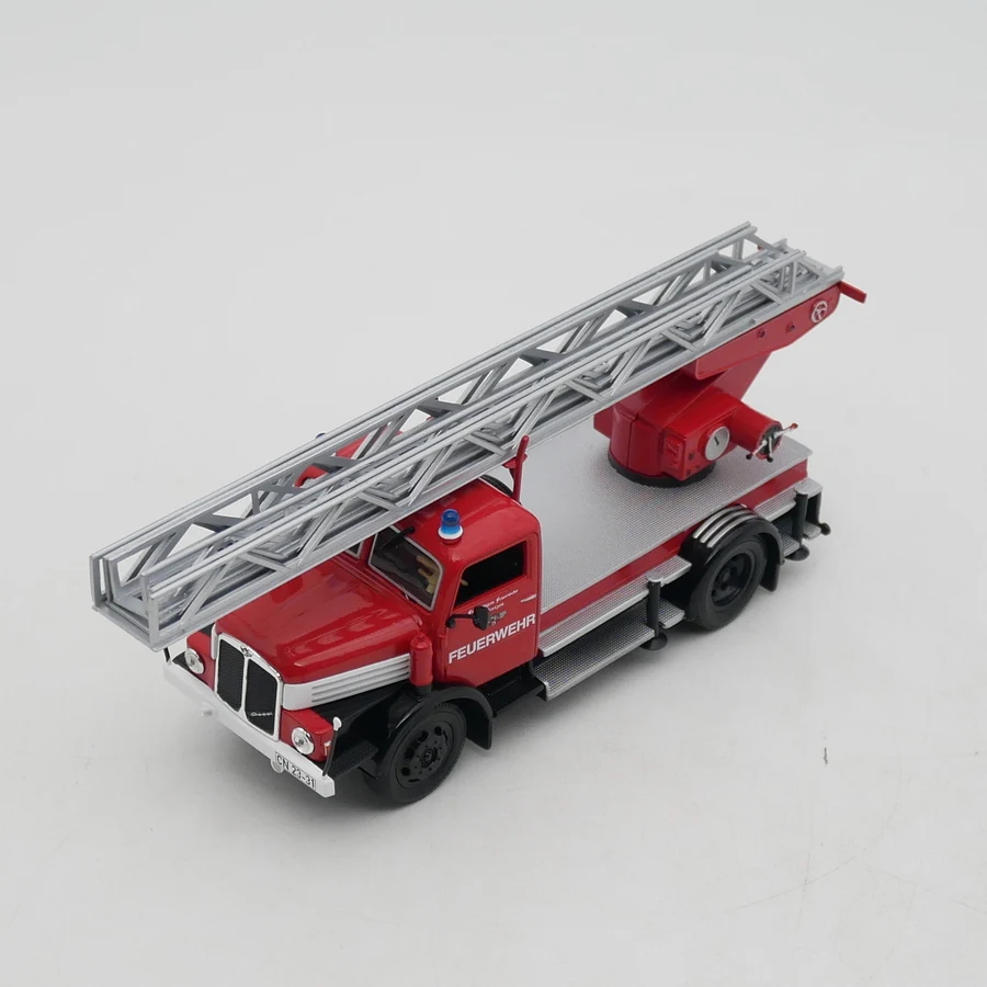 Ixo 1:43 Scale Diecast Alloy FA S4000-1 DL25 German Fire Truck Ladder Toys Cars Model Classic Adult Gift Souvenir Static Display