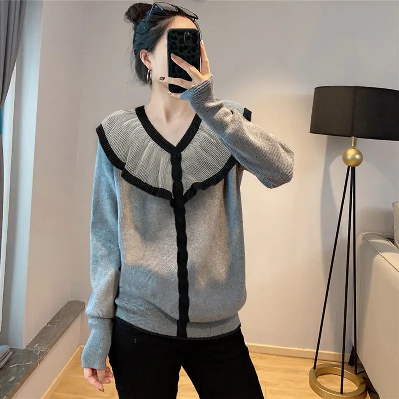 

Spring sweater pullover female 2023 new fashion small doll collar gray knit bottom sweater design feeling loose pullover female