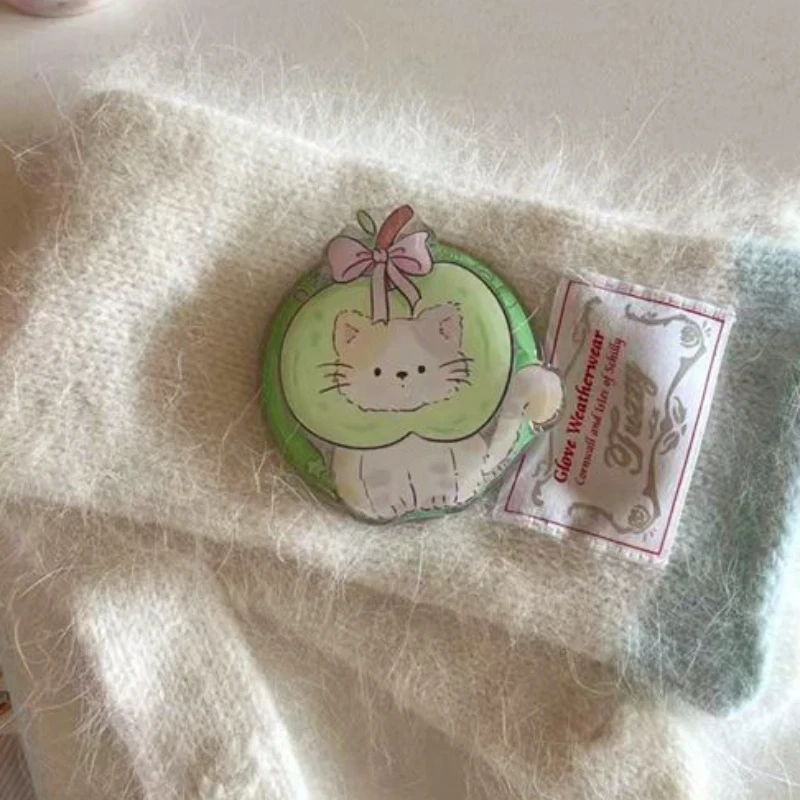 Magnetic Cute Apple Green Kitten Griptok Suitable for iPhone 17 16 Pad Magsafe Smart Stand Magnetic Phone Stand