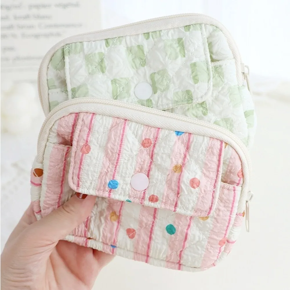 

Cute Cartoon Floral Quilted Storage Bag Soft Portable Travel Coin Purse Polyester Zipper Students Card Holder