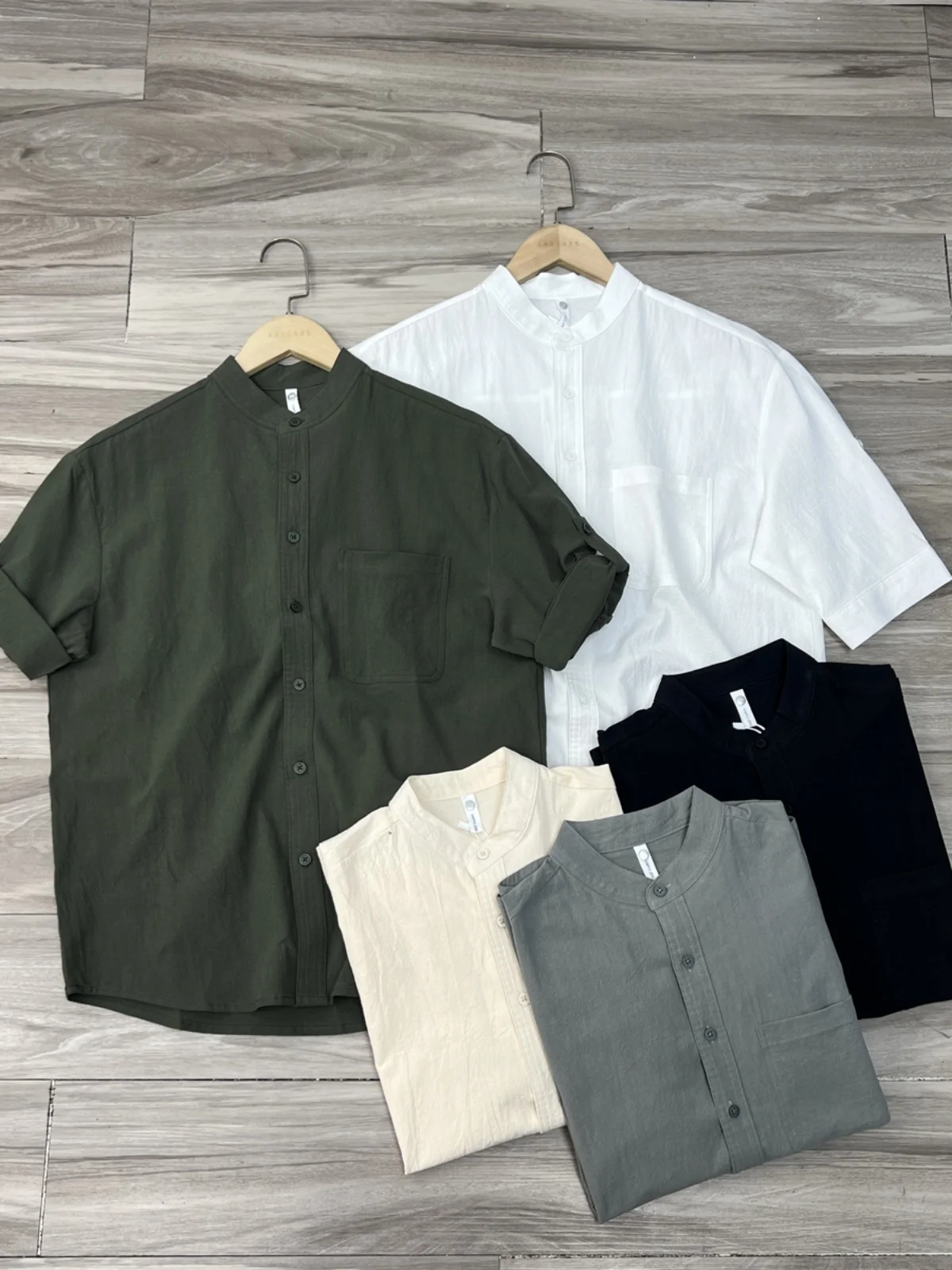 

Мужская летняя рубашка свободного кроя из серии Outdoor Mountain, с воротником-стойкой, на семи пуговицах, в городском стиле...