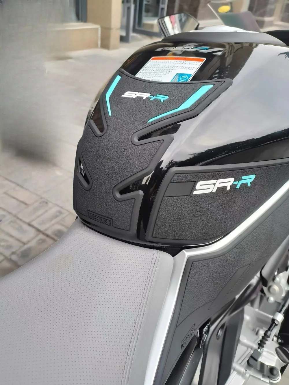 New Fuel Tank Sticker, Body Rubber Sticker, Fishbone anti Scratch, anti Slip, Wear-Resistant Film Modification for CF 675SR-R